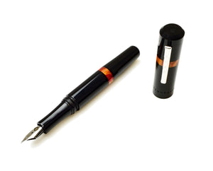 Model 19 Fountain Pen - Black Fire SE