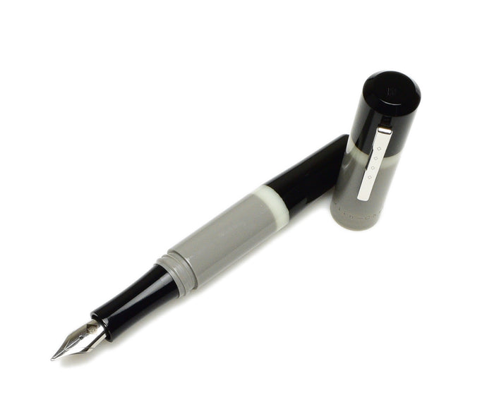 Model 19 Fountain Pen - GCB