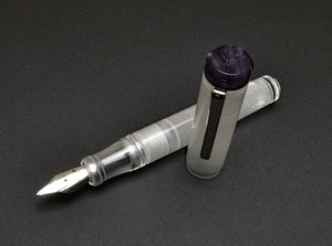 Model 20p Fountain Pen - Smoke & Ice